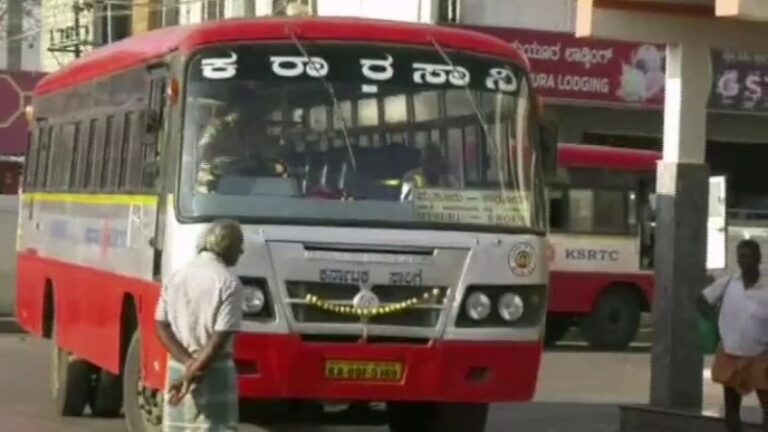 ಬೆಂಗಳೂರು ಬಂದ್ ಹಿನ್ನೆಲೆ ಕರ್ನಾಟಕ ಹಾಗೂ ತಮಿಳುನಾಡಿನ  ನಡುವೆ ಸಂಚರಿಸುವ ಕೆಎಸ್‌ಆರ್‌ಟಿಸಿ ಬಸ್‌  ಸ್ಥಗಿತ