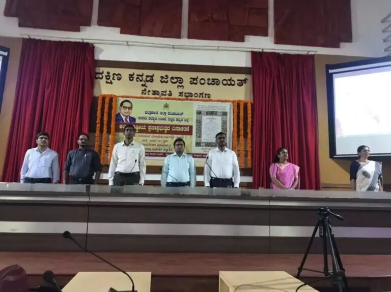 ದೇಶದ ಭದ್ರ ಬುನಾದಿಗೆ ಸಂವಿಧಾನ ಕಾರಣ: ಮುಲ್ಲೈ ಮುಗಿಲನ್