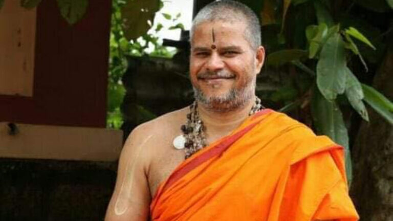 ಬಹುಕೋಟಿ ವಂಚನೆ ಪ್ರಕರಣಕ್ಕೆ ಸಂಬಂಧಿಸಿದಂತೆ ವಜ್ರದೇಹಿ ಮಠದ  ರಾಜಶೇಖರಾನಂದ ಸ್ವಾಮೀಜಿಗೆ  ಸಿಸಿಬಿ ನೋಟಿಸ್
