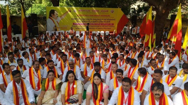 ಕಾವೇರಿಗಾಗಿ ದೆಹಲಿಯಲ್ಲಿ ಕರವೇ ಪ್ರತಿಭಟನೆ