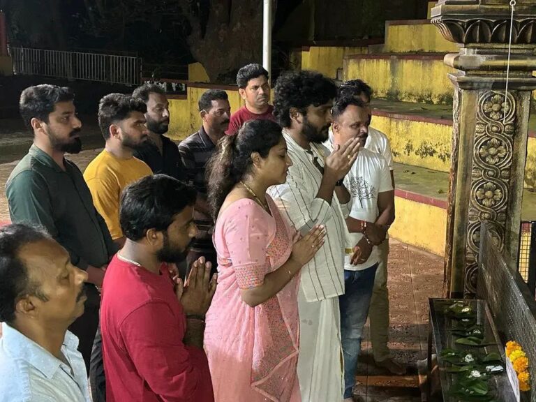 ಕೊರಗಜ್ಜನ ಕ್ಷೇತ್ರಕ್ಕೆ ಭೇಟಿ ನೀಡಿದ ವಸಿಷ್ಠ ಸಿಂಹ ದಂಪತಿ