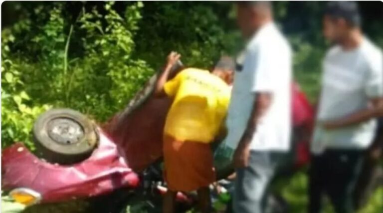 ಅರಂತೋಡಿನಲ್ಲಿ ಚಾಲಕನ ನಿಯಂತ್ರಣ ತಪ್ಪಿ ಮಗುಚಿಬಿದ್ದ ಕಾರು